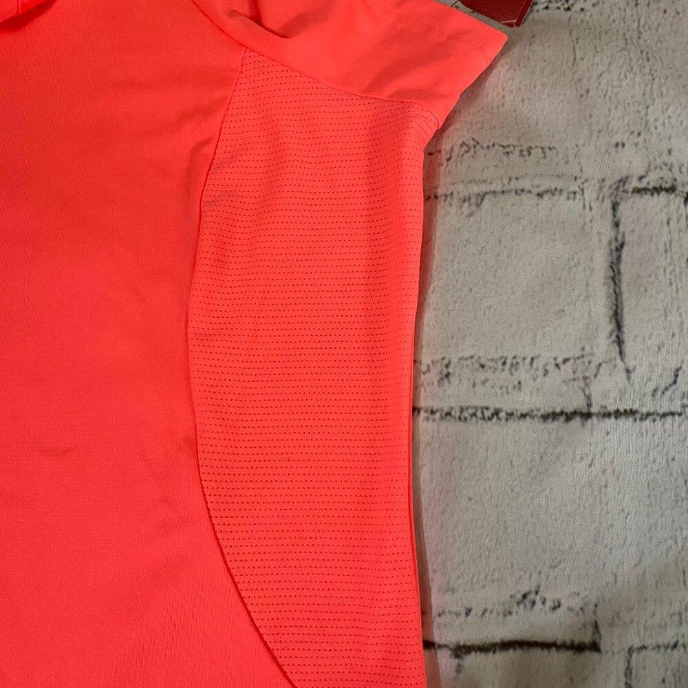 FILA Performance V-Neck Tee 3X - Picture 3 of 5